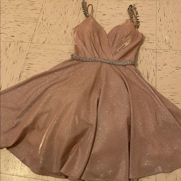 A dress for party,prom,graduation ect it’s a brand new. - Picture 1 of 5